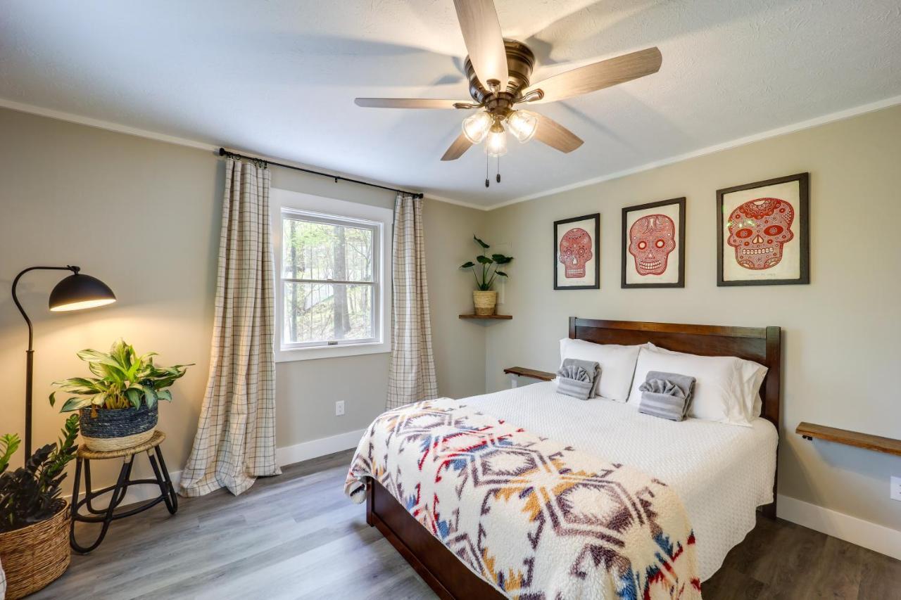 Holiday home Pet-friendly Vacation With Deck! Boone